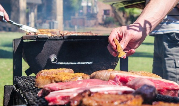The secrets of barbecue cooking